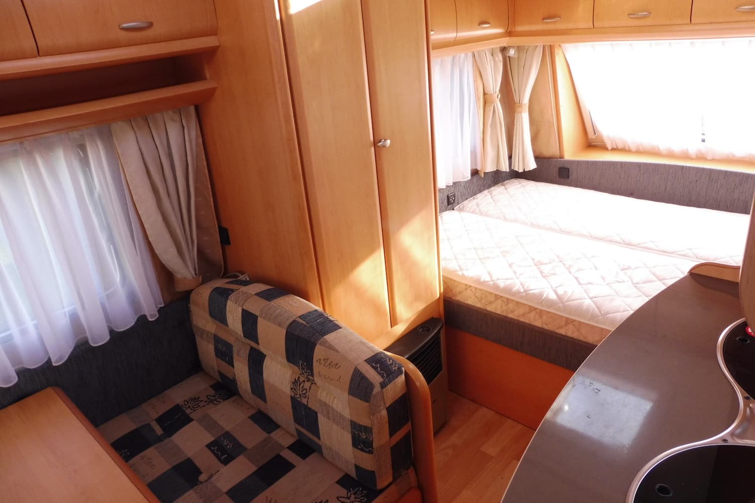 Hobby Mein de Luxe 400 SF 14