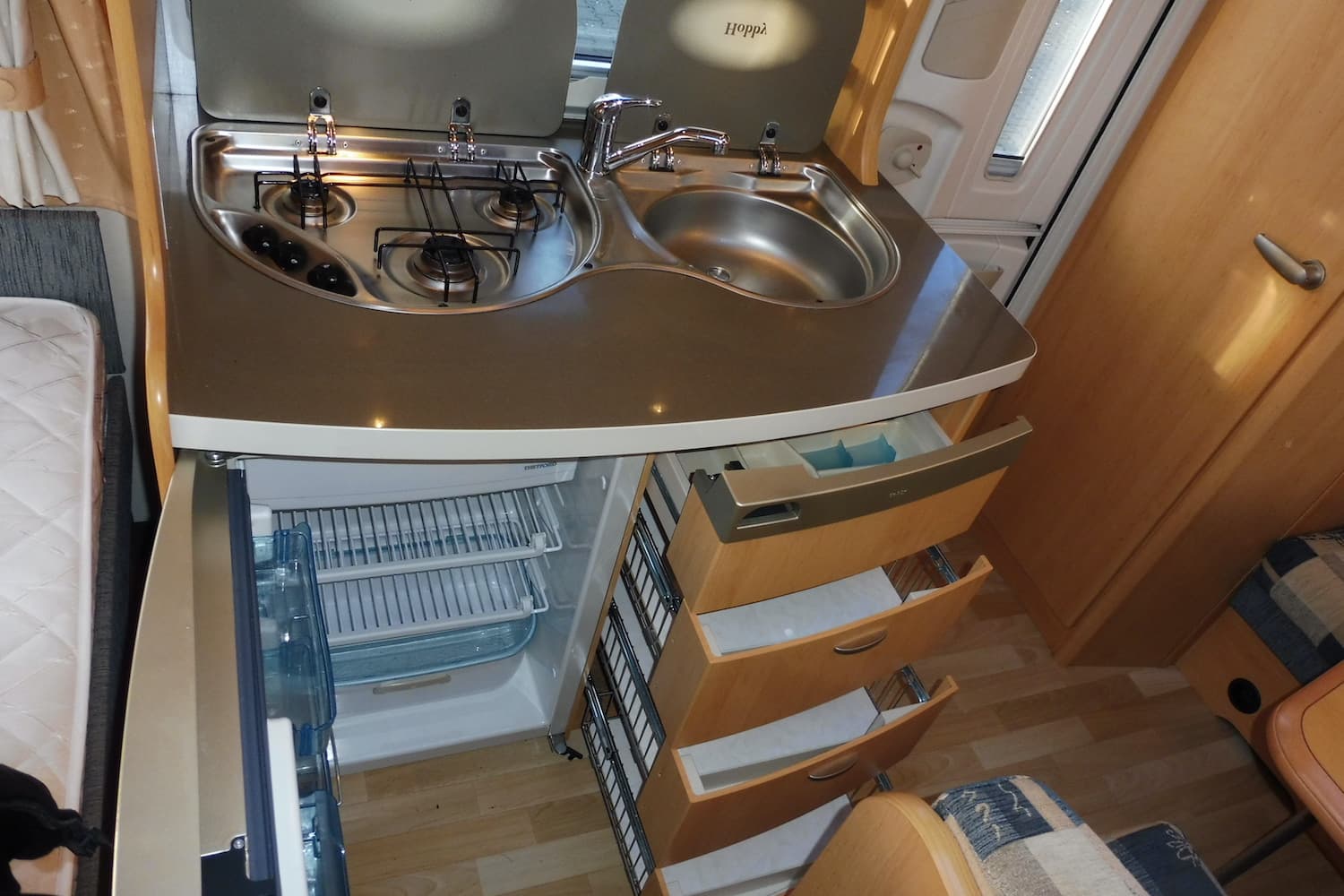 Hobby Mein de Luxe 400 SF 17